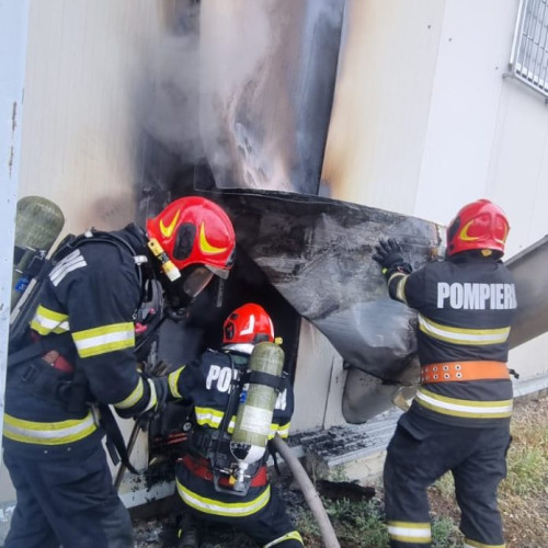 Incendiul de la hala unei crame a fost lichidat