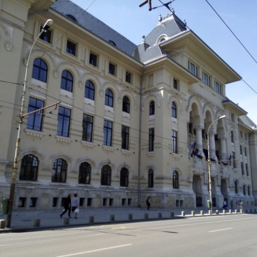 Primăria Capitalei demarează licitația pentru achiziția a 99 de autovehicule electrice