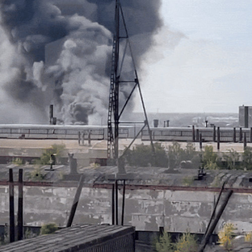 Incendiu de proporții la fabrica de tancuri Omsktransmas din Siberia