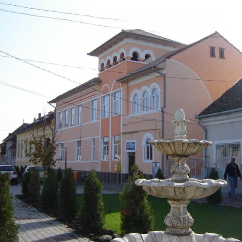 Investiții în infrastructura școlară la Teiuș