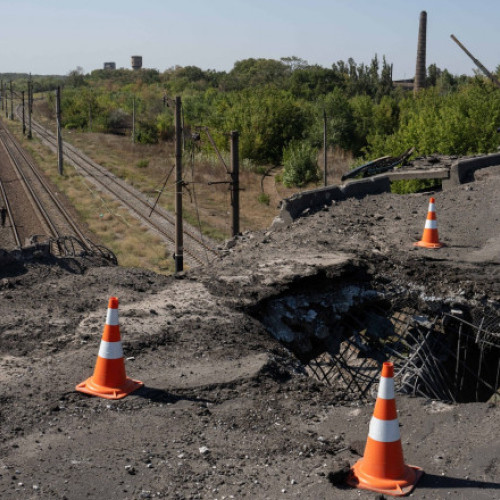 Atacuri rusești perturbă alimentarea cu energie și apă în Ucraina