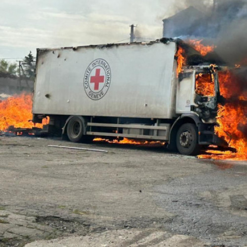 Trei membri ai Crucii Roșii uciși în bombardamentul din regiunea Donețk