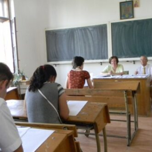 Soldat suspectat de divulgarea subiectelor de la Bacalaureat în Vaslui