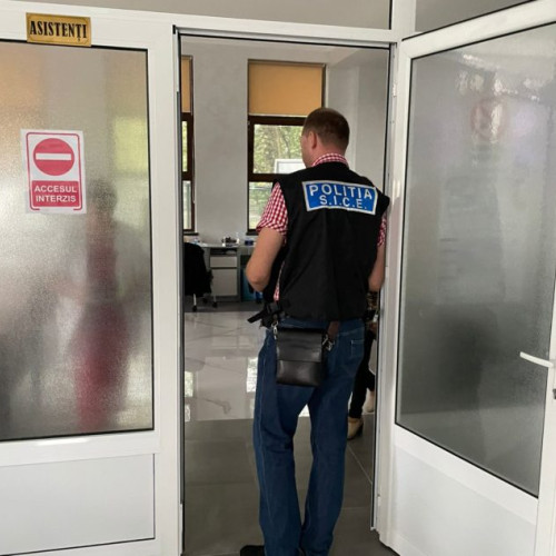Arest pentru o tânără din comuna Drăgușeni, acuzată de delapidare și exercitarea ilegală a profesiei de asistent medical