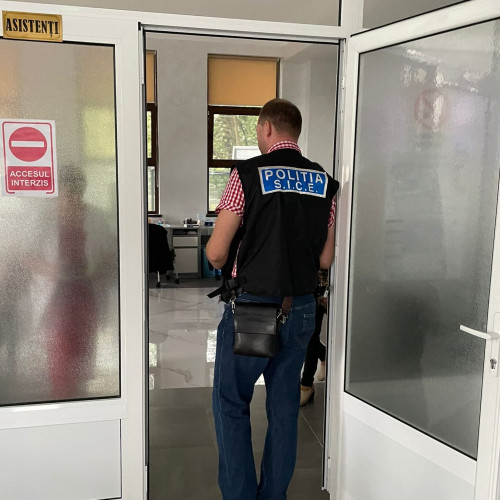 Tânără din Botoșani reținută pentru furt și exercitarea fără drept a profesiei de asistent medical