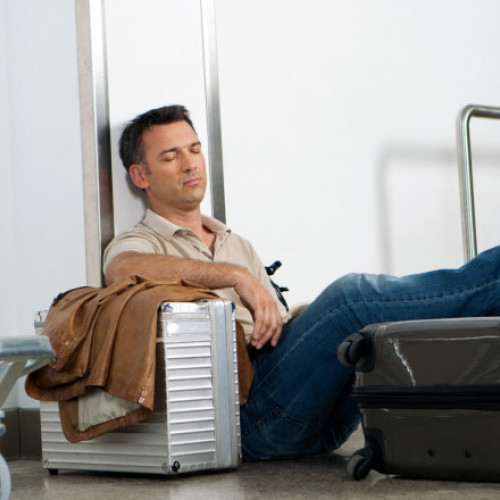 Pasager turbulent obligat să ramburseze costul combustibilului irosit