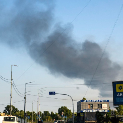 Fragmente de dronă au căzut pe o clădire din Kiev