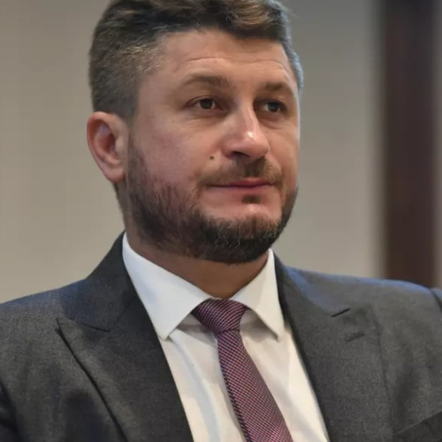 Fost director al DSVSA Botoșani, Mihai Turcanu, obține strămutarea dosarului de corupție