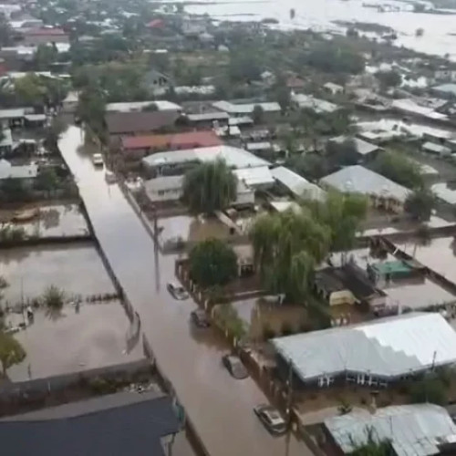 Avertizare cod roșu și evacuări în județele Galați și Vaslui din cauza inundațiilor