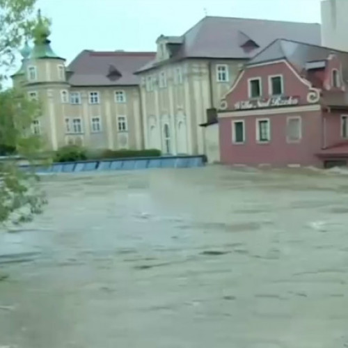 Evacuarea unui oraș din Polonia din cauza inundațiilor devastatoare