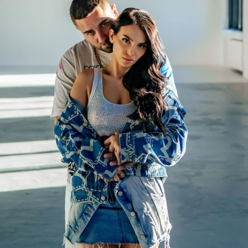 Francisca și Tj Miles, experiențe inedite în Vietnam