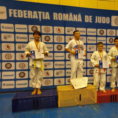Albert-Fabian Pechea, medaliat cu bronz la Campionatul Național de Judo U12