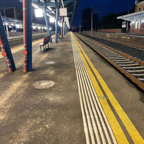 Barbat judecat pentru distrugere dupa un incident la o statie CFR din Alba