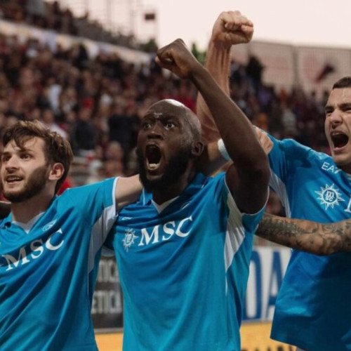 SSC Napoli urcă pe prima poziție în Serie A după o victorie convingătoare
