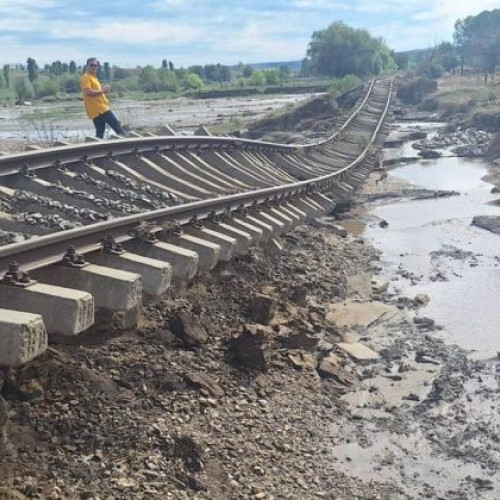 Viiturile devastatoare din Galați provoacă distrugeri masive