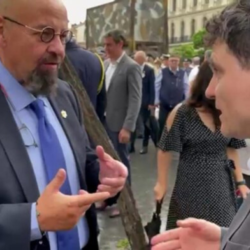 Primarul Cristian Popescu Piedone contestă deciziile primarului Nicușor Dan privind parcările publice