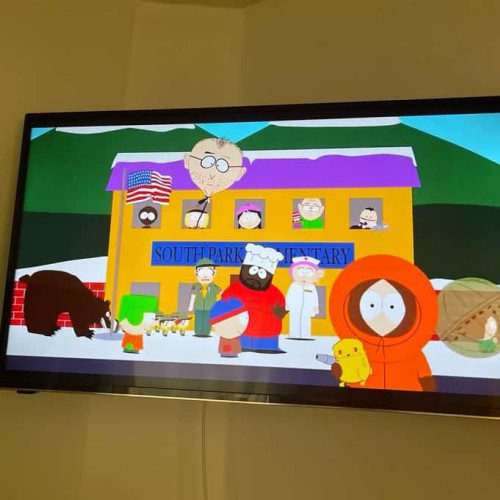 Detinut din Penitenciarul Aiud trimis în judecată pentru distrugerea unui televizor