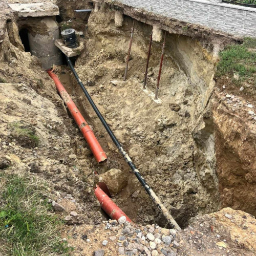 Echipele de intervenție ale Apa Canal lucrează nonstop pentru remedierea efectelor viiturilor