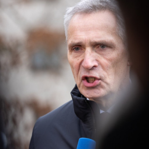 Deciziile privind rachetele cu rază lungă de acțiune rămân în atribuția aliaților, afirmă secretarul general al NATO