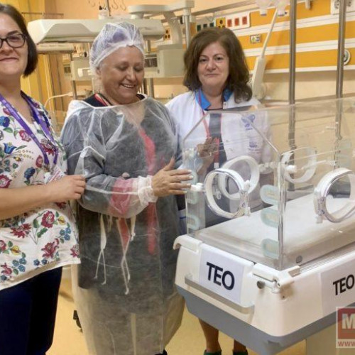 O pensionară din Mangalia donează un incubator pentru bebelușii din Maternitatea Botoșani