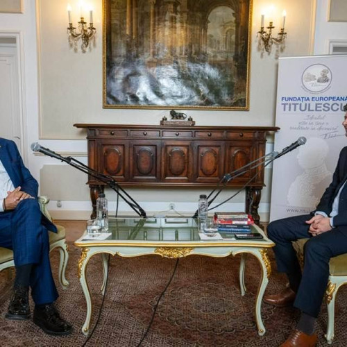 Adrian Nastase discută despre peisajul politic actual în ediția specială a podcastului "Avangarda"