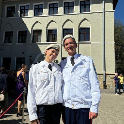 Doi frați din Botoșani au ales drumul militar la Colegiul Național Militar "Ștefan cel Mare" din Câmpulung