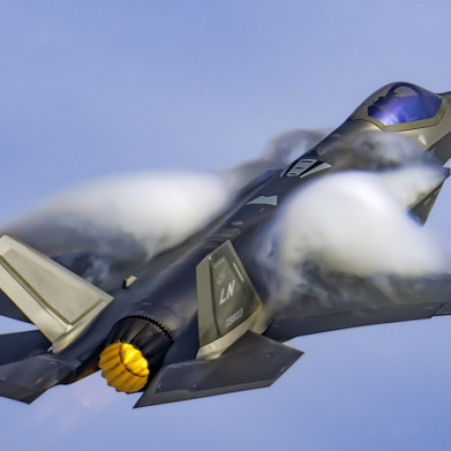 Bulgaria va primi avioanele de luptă F-16 până la mijlocul anului viitor