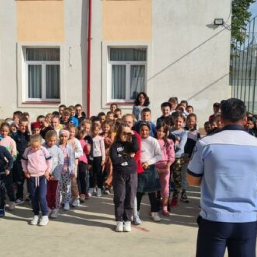 O nouă campanie pentru siguranța în mediul școlar