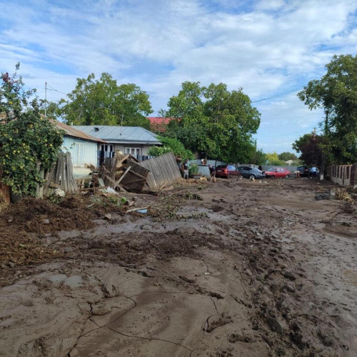 Mobilizare pentru ajutoare destinate sinistraților din comuna Pechea, judetul Galați