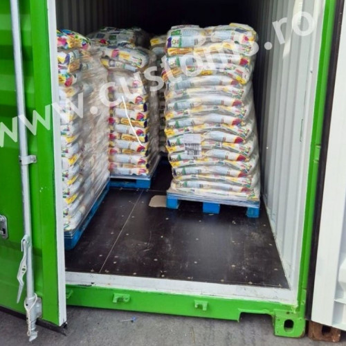 Vama Constanța Sud reține 77 de tone de detergent contrafăcut