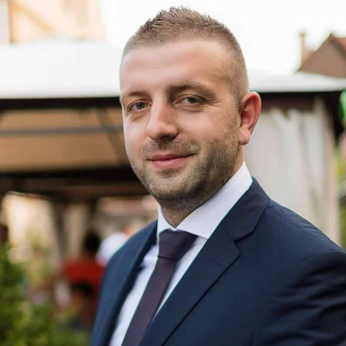 Iuliu Faraian preia conducerea PNL Aiud, Oana Badea rămâne în echipă