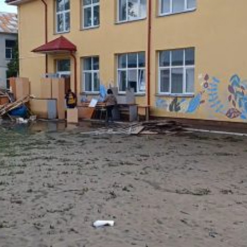 Directoarea școlii din comună vorbește despre impactul viiturilor asupra elevilor