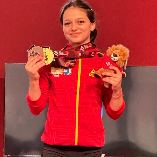Ioana Miron a câștigat două medalii la Campionatele Mondiale de juniori de la Leon