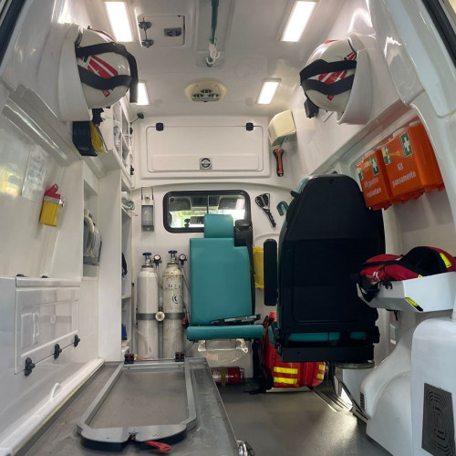 Două tinere rănite într-un accident rutier la Cugir