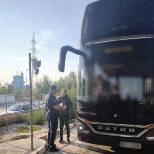 Tânăr din Republica Moldova prins cu permis de ședere fals la frontiera cu România