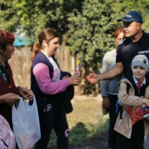 Copiii din Galați, afectați de inundații, primesc ajutor și sprijin