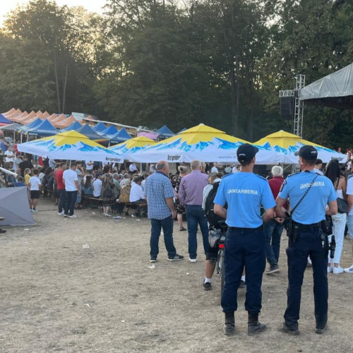 Jandarmii botoșăneni asigură ordinea la evenimentele din acest weekend