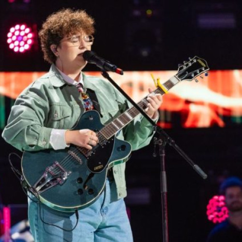 Simona Delegeanu își descoperă talentul muzical la 26 de ani