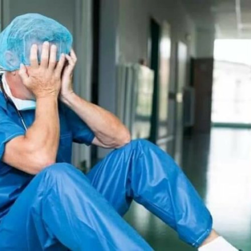 Medic din Botoșani sancționat pentru neemiterea rețetei la externare