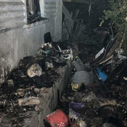 Incendiu devastator în localitatea Râșnița, o femeie și-a pierdut viața