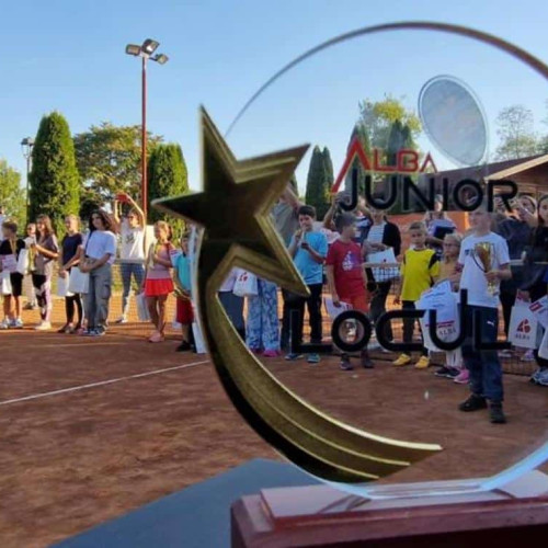 Peste 60 de copii s-au duelat la Cupa Alba Junior la tenis de camp