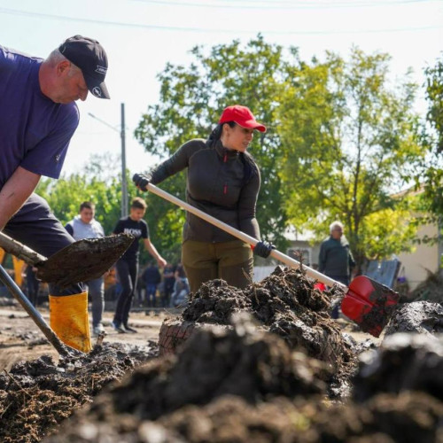 Ministerul Muncii își oferă sprijin comunității din Galați afectată de inundații