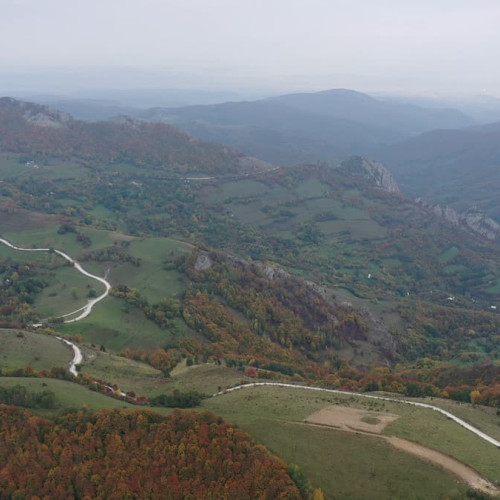 Accident rutier pe Transapuseana, cu trei motociclete implicate