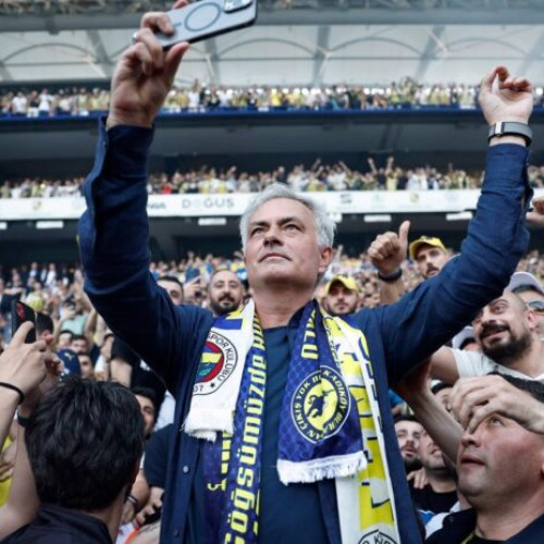 Jose Mourinho pierde prima partidă în SuperLigul Turciei