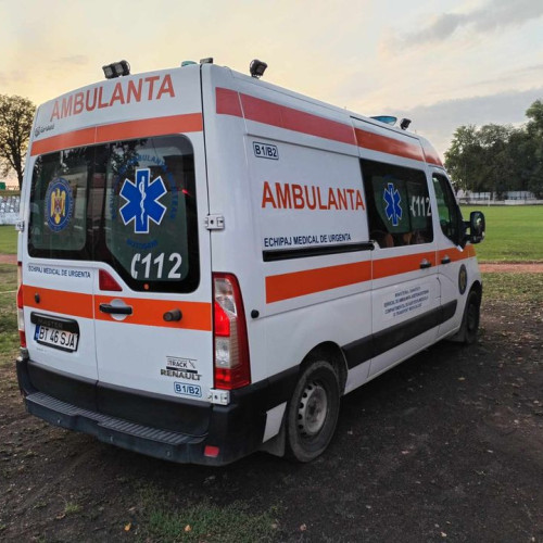 Bărbat din Botoșani și-a lovit tatăl cu furca în cap