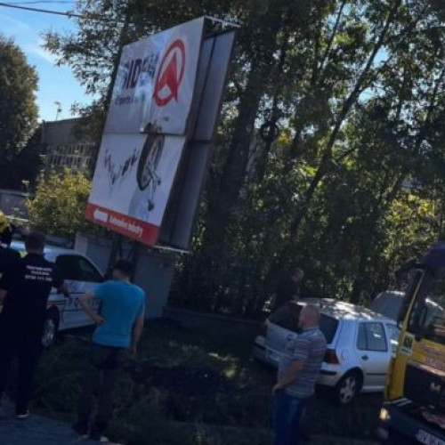 Accident rutier cu o autospecială de poliție în comuna Scheia, Suceava