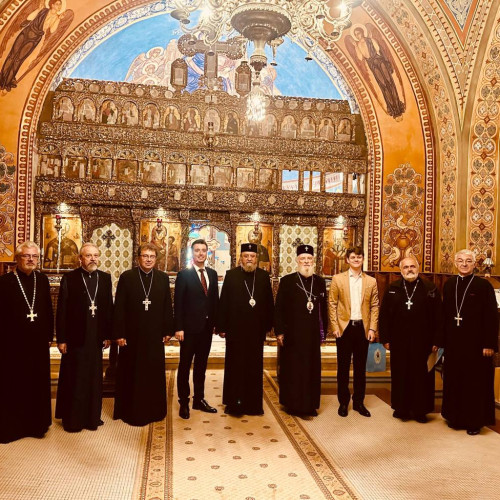 Înaltpreasfințitul Părinte Nifon participă la susținerea tezei de doctorat a lui George Vasilache