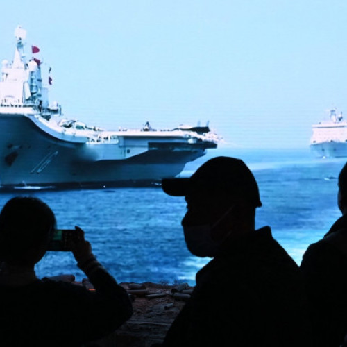 Încrederea crescândă a Chinei în puterea sa militară se manifestă prin incursiunea portavionului Liaoning în apele Japoniei
