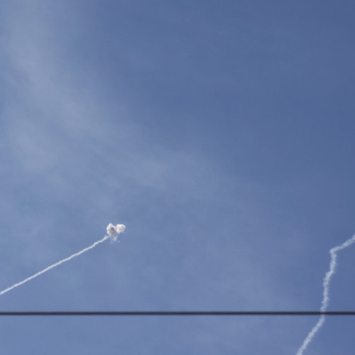 Hezbollah lansează rachete în nordul Israelului, provocând riposte din partea armatei israeliene