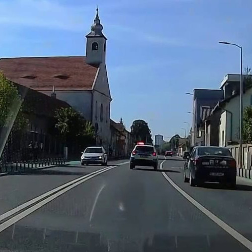 Şofer surprins circulând pe banda pentru autobuze în Alba Iulia